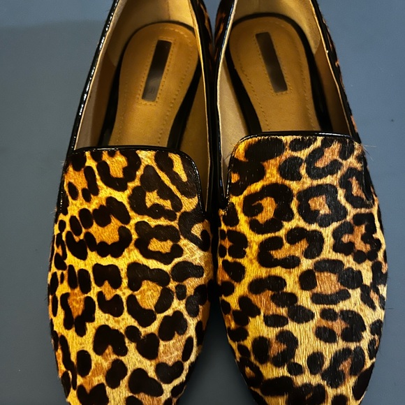 Tahari “Foley” Leopard Flats - Picture 4 of 7